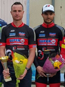 18009916_1649190561775487_1427255467_n